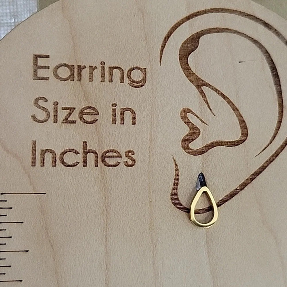 Hollow Raindrop Stud Earrings, choice of color - Picture 2 of 4